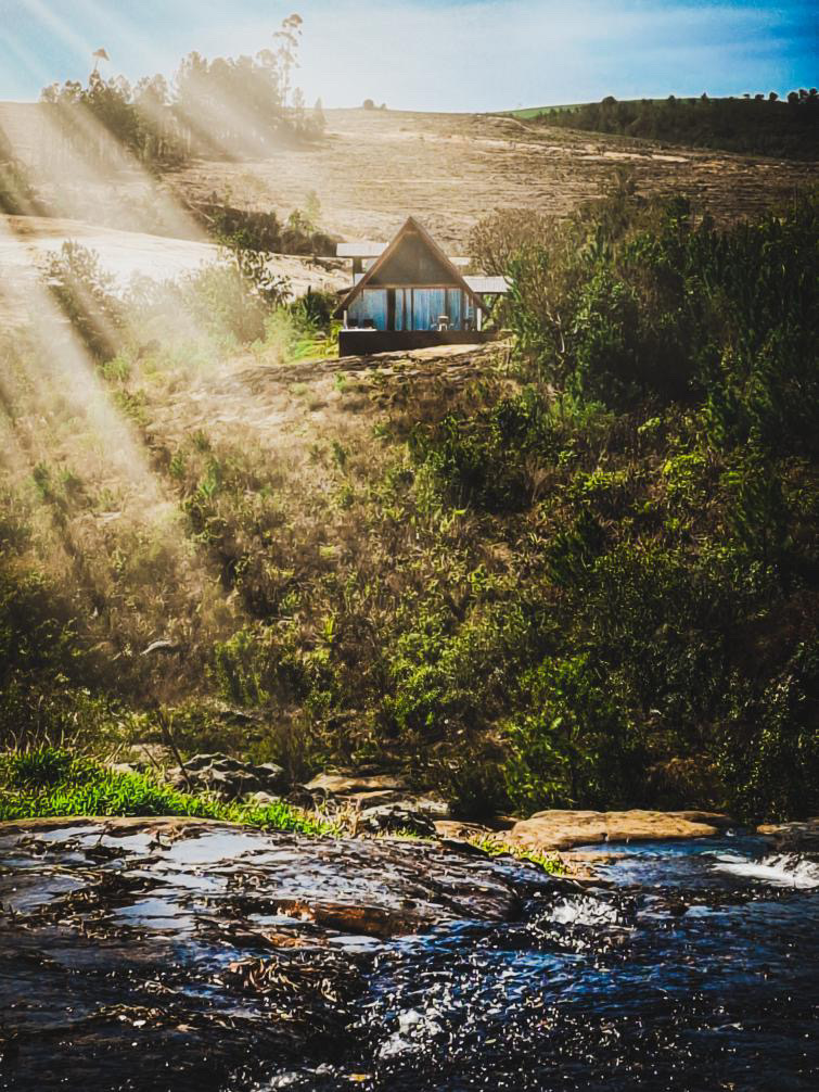 Cozinha equipada em madeira